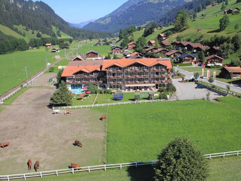 Hotel Simmenhof Lenk Exteriér fotografie