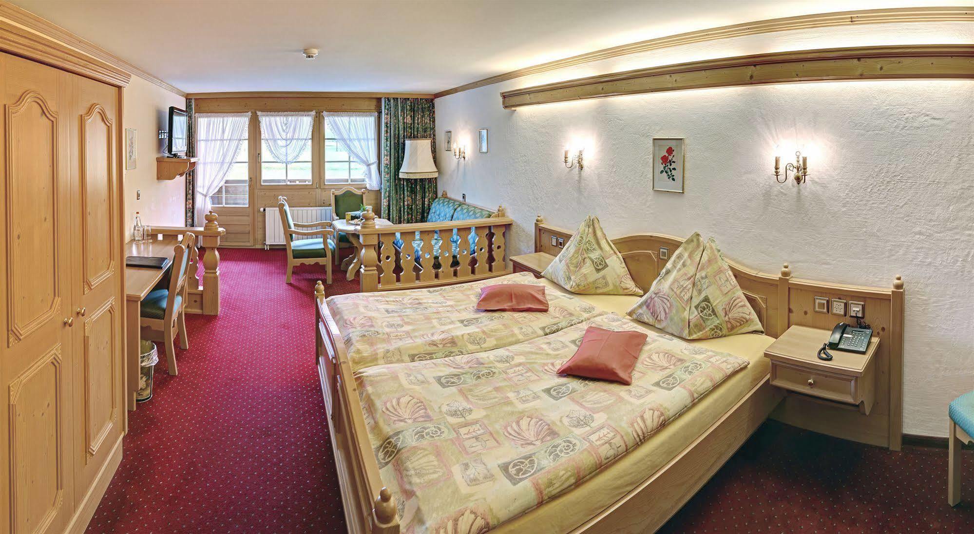 Hotel Simmenhof Lenk Exteriér fotografie